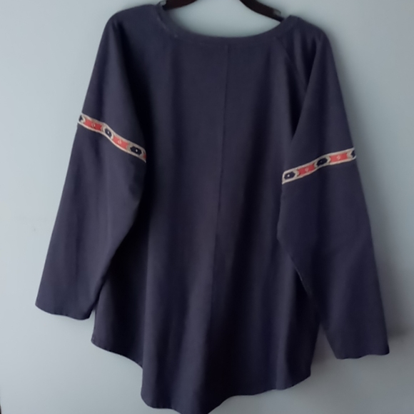 Unique Beaded SweatShirt - Picture 3 of 11